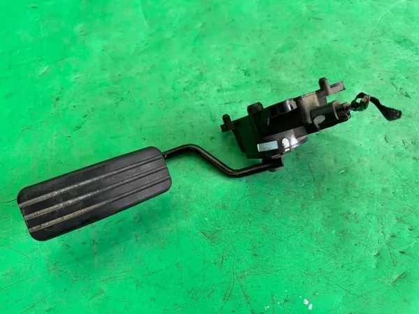 Gaspedaal Potentiometer Renault Clio III 8200297342 image 5