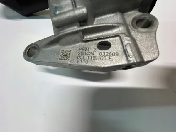 Öljypumppu OEM 005L115103F VW Audi Skoda 2.0TDI image 4