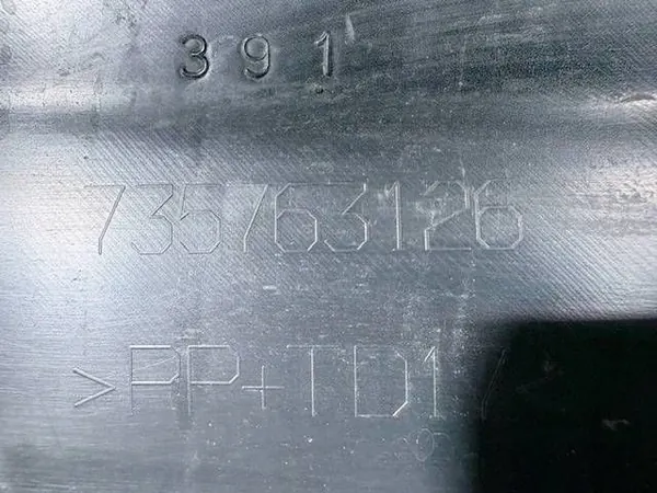 Fiat 600 Heckstoßstange Zierleiste OEM 735763126 image 7