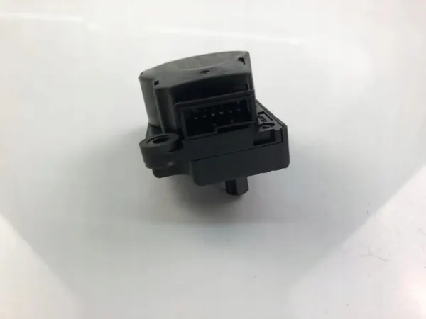 Motor de compuerta colector OEM A21200100 Citroën C8 image 3