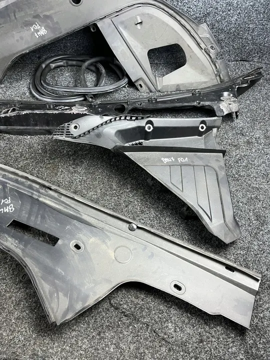 BMW F01 Serie 7 Frontabdeckung Set 7019801 image 2