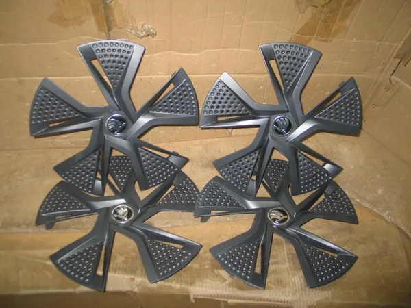 Skoda Fabia IV 6VA Navkapslar Set 6VA601169A OEM image 2