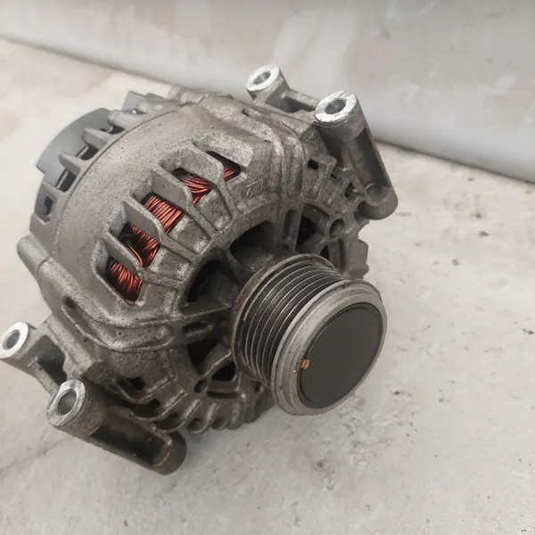 GOLF VII 2.0TSI Vaihtovirtageneraattori image 2