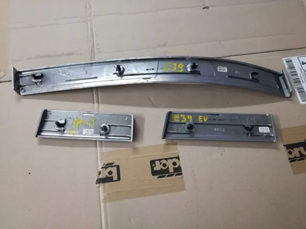 Décor console BMW E39 M-Package pièce OEM image 3