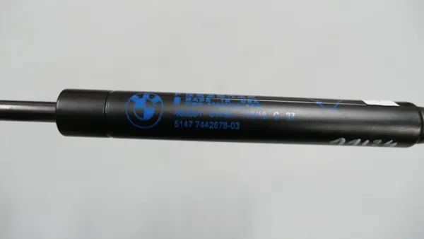 BMW X3 G01 tavaratilan pohja-aktuaattori OEM 7442678 image 3
