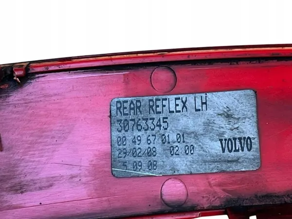 Reflector lado izquierdo Volvo S40 OEM 30763345 image 4