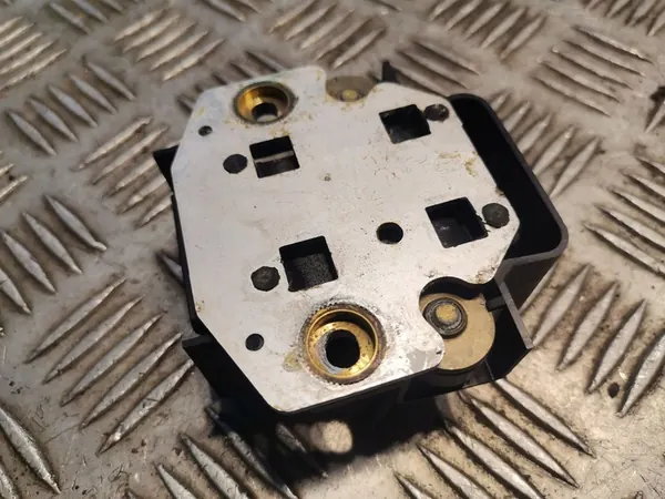 Sensor de velocidade Mercedes-Benz S W220 OEM 0015404517 image 3