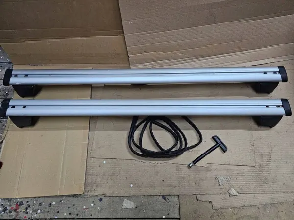Audi Q5 Sportback dakdragers OEM 80F860019 image 2