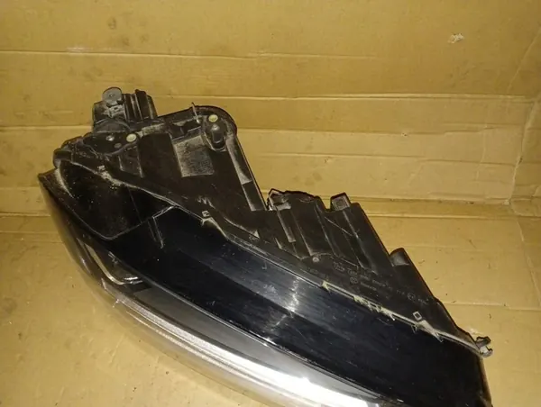 Farol esquerdo Volkswagen Golf Sportsvan 517941006C image 2