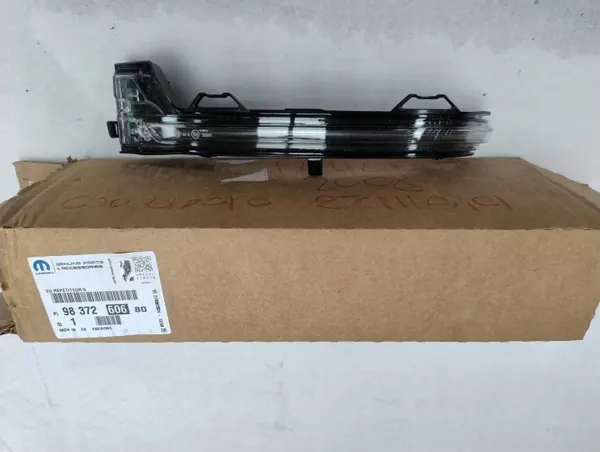 OEM 23962849 Pisca esquerdo LED espelho Peugeot image 2