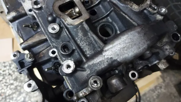Nockenwellendeckel OEM 9812647280 für Toyota image 3