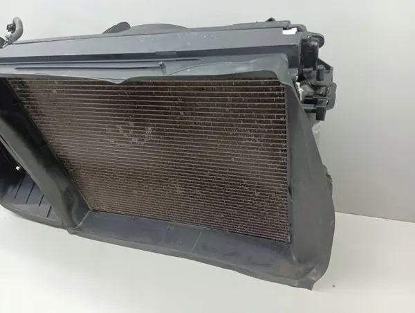 Vattenkylare OEM 214109798R för Renault Megane Scenic image 3