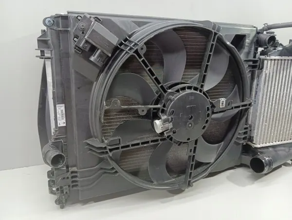 Vattenkylare OEM 214109798R för Renault Megane Scenic image 4