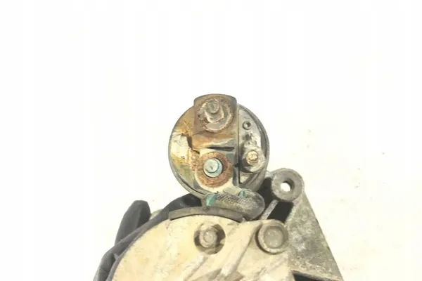 Motor de arranque VOLVO XC70 1.6L diésel 2014 OEM 30644972 image 3