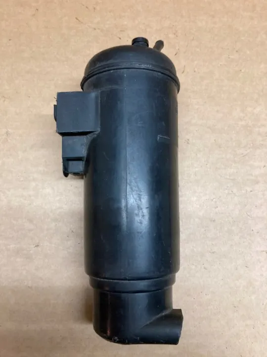 Filtro de carbón Audi A2 OEM 8Z0201795D - Usado image 3