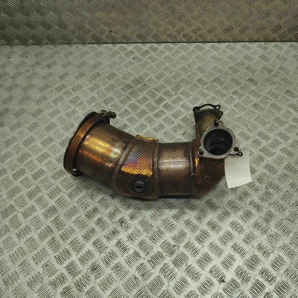 Catalyseur OEM 8W0131703AA pour Audi A4 3.0L image 3