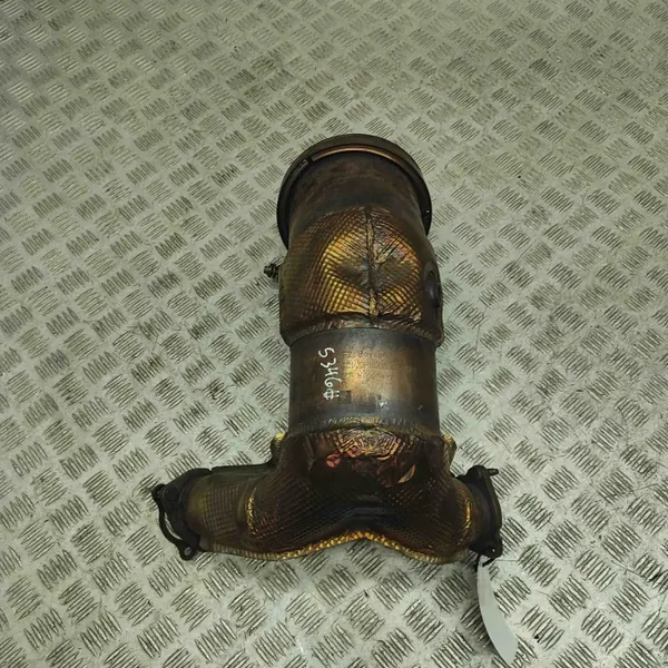 Catalyseur OEM 8W0131703AA pour Audi A4 3.0L image 4