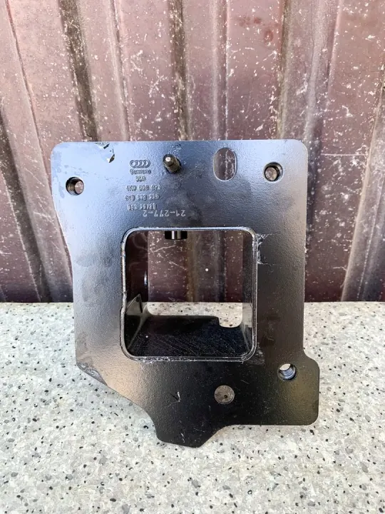 Linker achter subframe eindstuk OEM 4K0804473 image 2