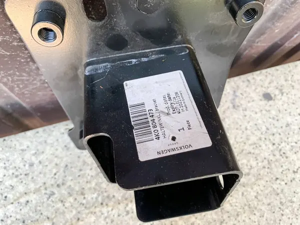 Linker achter subframe eindstuk OEM 4K0804473 image 4