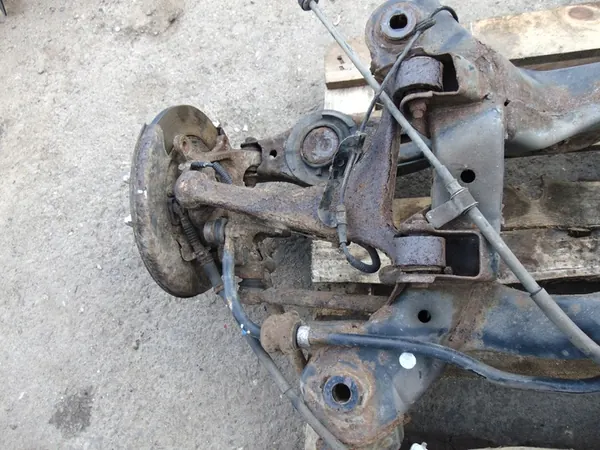 HYUNDAI SANTA FE II Trave di Sospensione Posteriore 2011 image 3