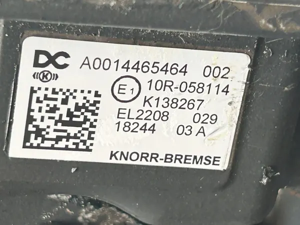 Soupape déshydrateur Mercedes Actros MP4 OEM A0014465464 image 6