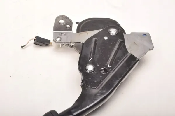Suzuki Jimny IV Käsijarruvipu OEM 394662 image 5