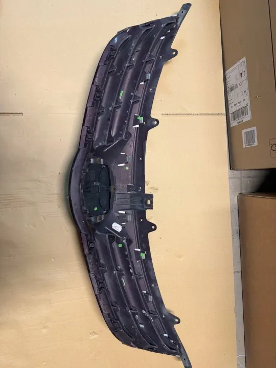 Toyota Avensis T27 2012-2015 Grille OEM 070326 image 4