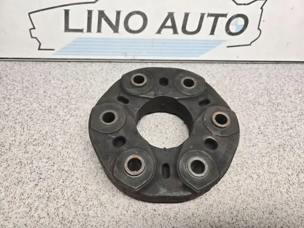 Accouplement d'arbre de transmission OEM 5154110215 Mercedes image 2
