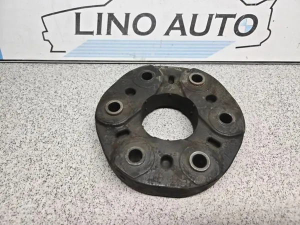 Accouplement d'arbre de transmission OEM 5154110215 Mercedes image 3