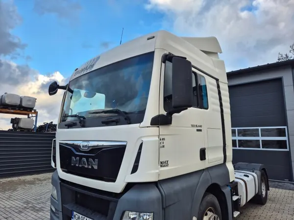 Cabina nua MAN TGX Euro 6 XLX - OEM KABINA GOŁA XLX image 2