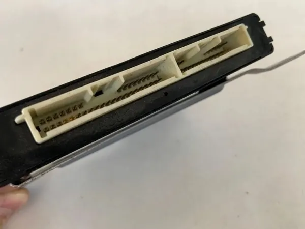 Module de verrouillage central Toyota OEM 899900T010 image 4