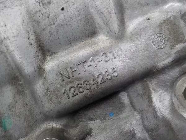 Couvercle de distribution MG ZS 20r OEM 12664235 image 3