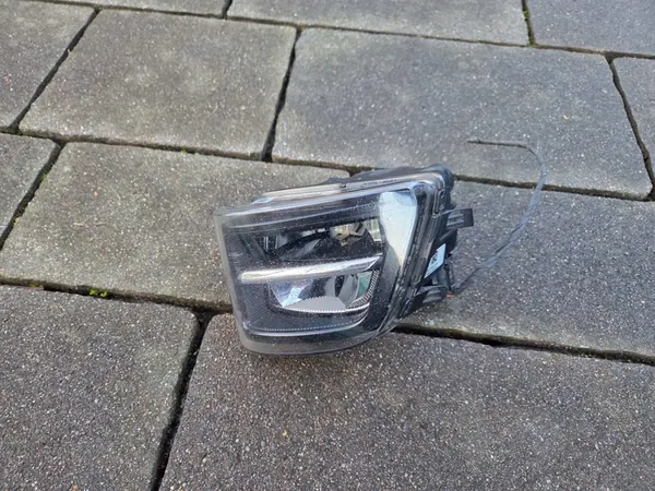 BMW 7 F01 F02 Lift Halogen LED Links 7311287 image 1