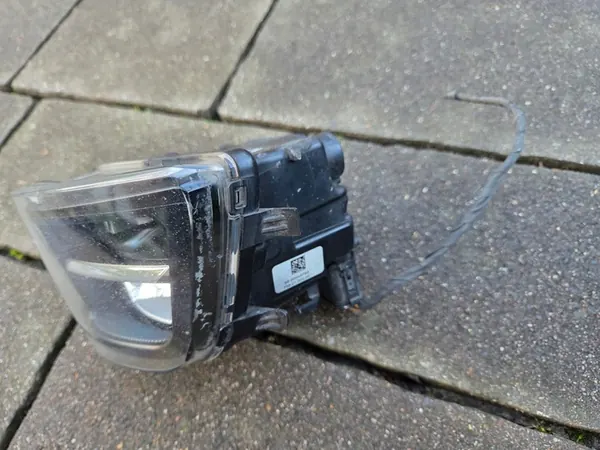 BMW 7 F01 F02 Lift Halogen LED Links 7311287 image 3