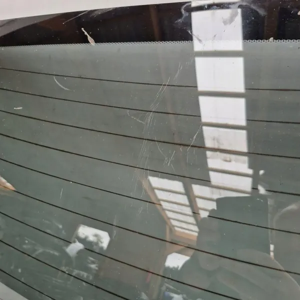 OEM 43R-004584 bakluckeglas för VW Golf image 3