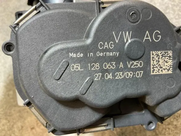 Carburateur OEM 03L128063A voor Skoda Octavia II 2.0L image 6