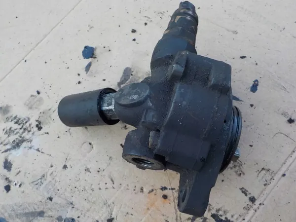 Scania OE Polttoainepumppu 1375223 image 2