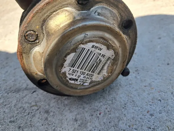 Drivaxel Bak Vänster Höger 7 521 130 BMW E60 520i image 4