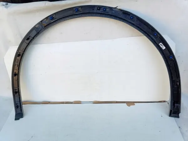 Audi Q5 II Salpicadero trasero izquierdo OEM 80A853817A image 3