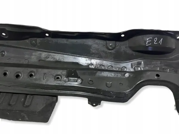 Panneau métallique sous pare-brise OEM OYT26583 image 4