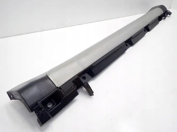 OEM 77231-61M0 Rechter dorpelbeschermer Suzuki SX4 image 3