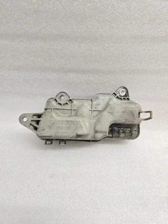 Tyhjiötankki OEM 31339809 Volvo V40 Cross Country:lle image 2