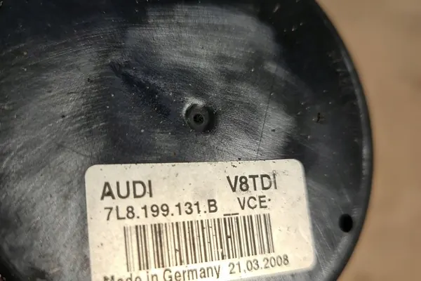 Soporte de motor AUDI Q7 4.2L Diesel 2009 image 2