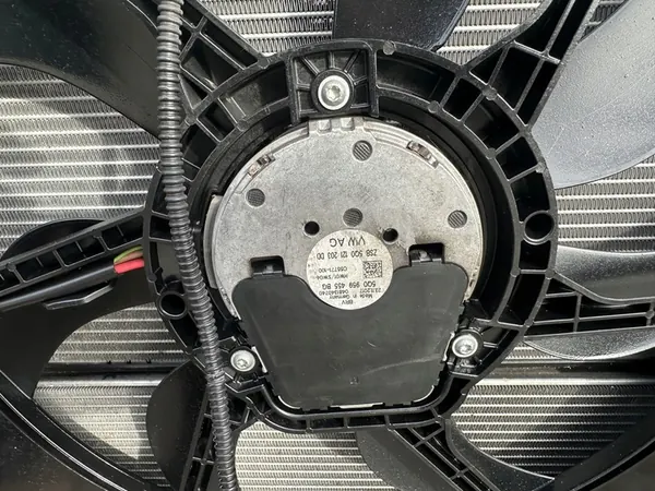 VW GOLF VII 1.2 1.6 2.0I Frontkomplettkühler image 4