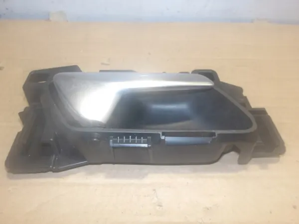 OEM 98182872 A006AB01 Höger framdörrhandtag image 2