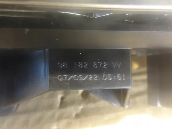 OEM 98182872 A006AB01 Höger framdörrhandtag image 5