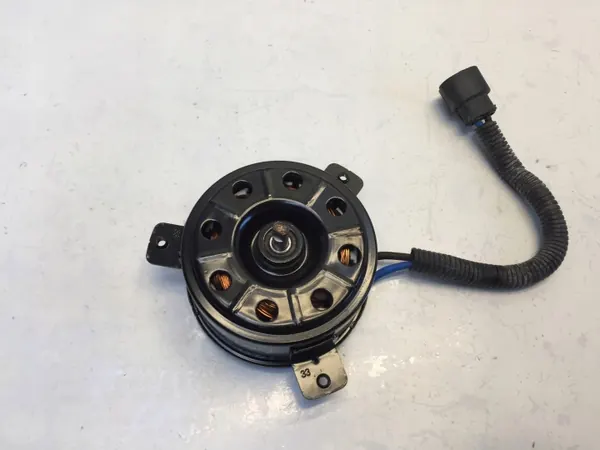 Motor ventilador radiador OEM A005656 para Hyundai i20 image 6