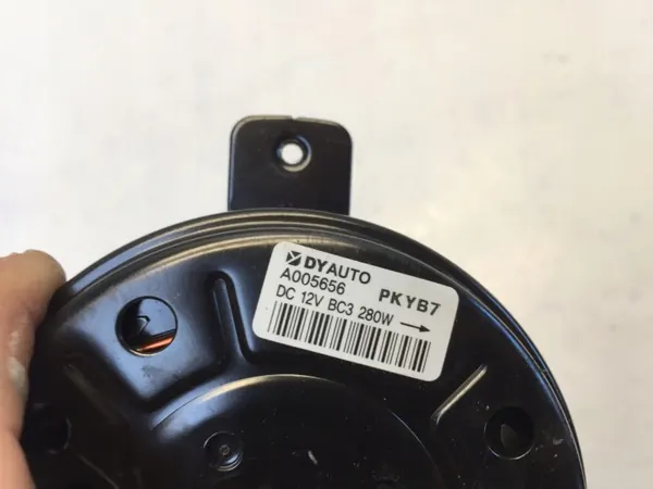 Motor ventilador radiador OEM A005656 para Hyundai i20 image 9
