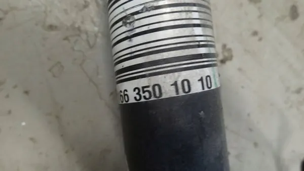 Mercedes ML W166 Drivaxel Vänster Bak A1663501010 image 6