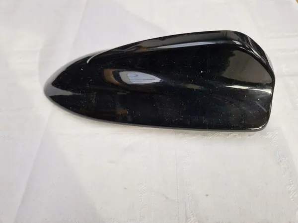 Volvo V70 2015 Cache Antenne Toit OEM 39830394 image 2